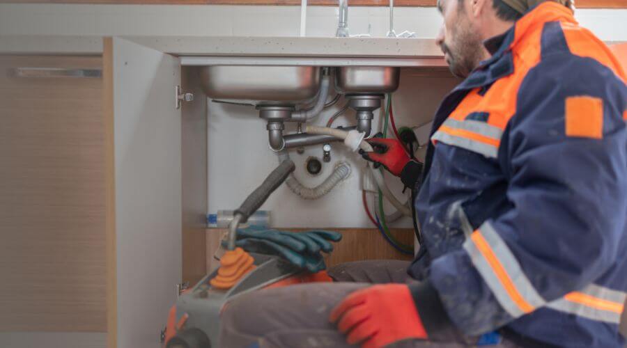Commercial Slab Leak Plumbing in Leslie, AR